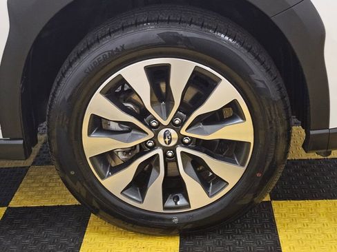 Used 2023 Subaru Outback Limited image 9