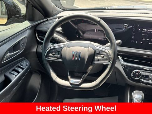 Used 2025 Buick Envista Sport Touring w/ Convenience I Package FWD image 18