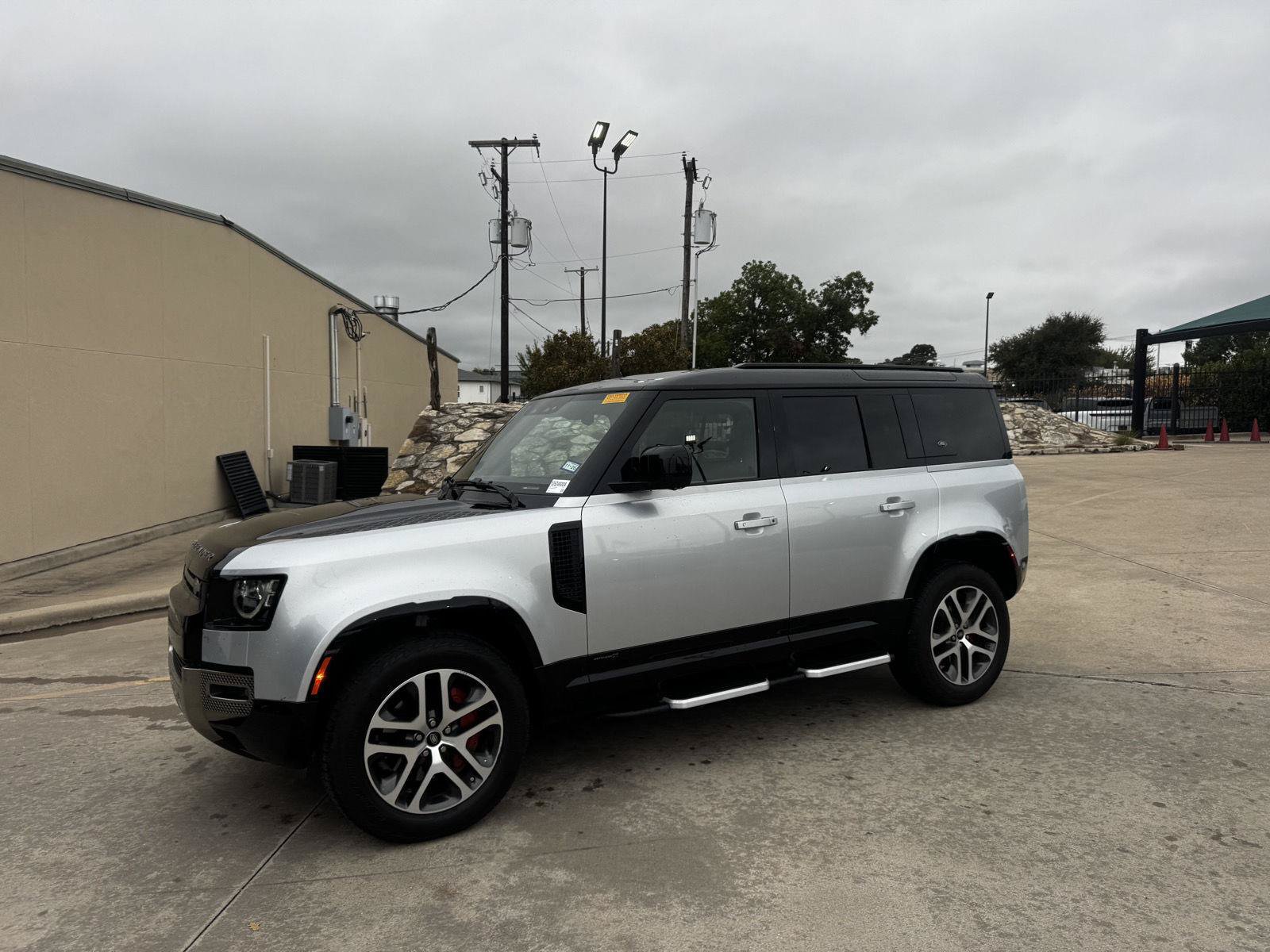 Certified 2021 Land Rover Defender 110 X AWD/4WD image 1