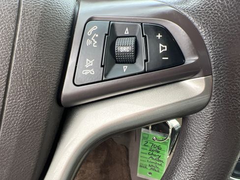 Used 2016 Chevrolet Malibu LT image 18