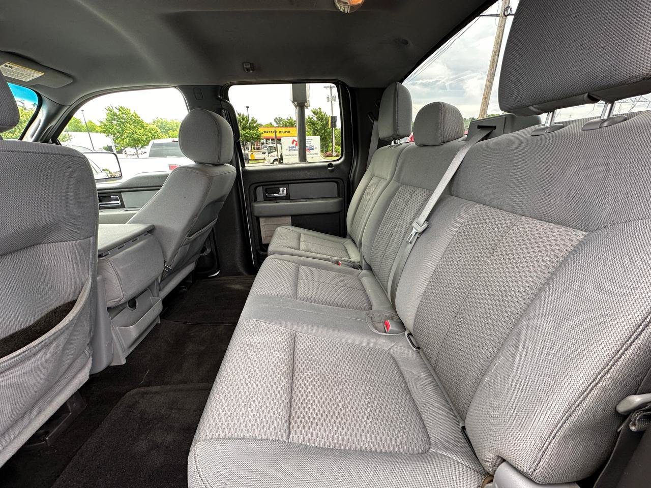 Used 2014 Ford F150 XLT AWD/4WD image 9