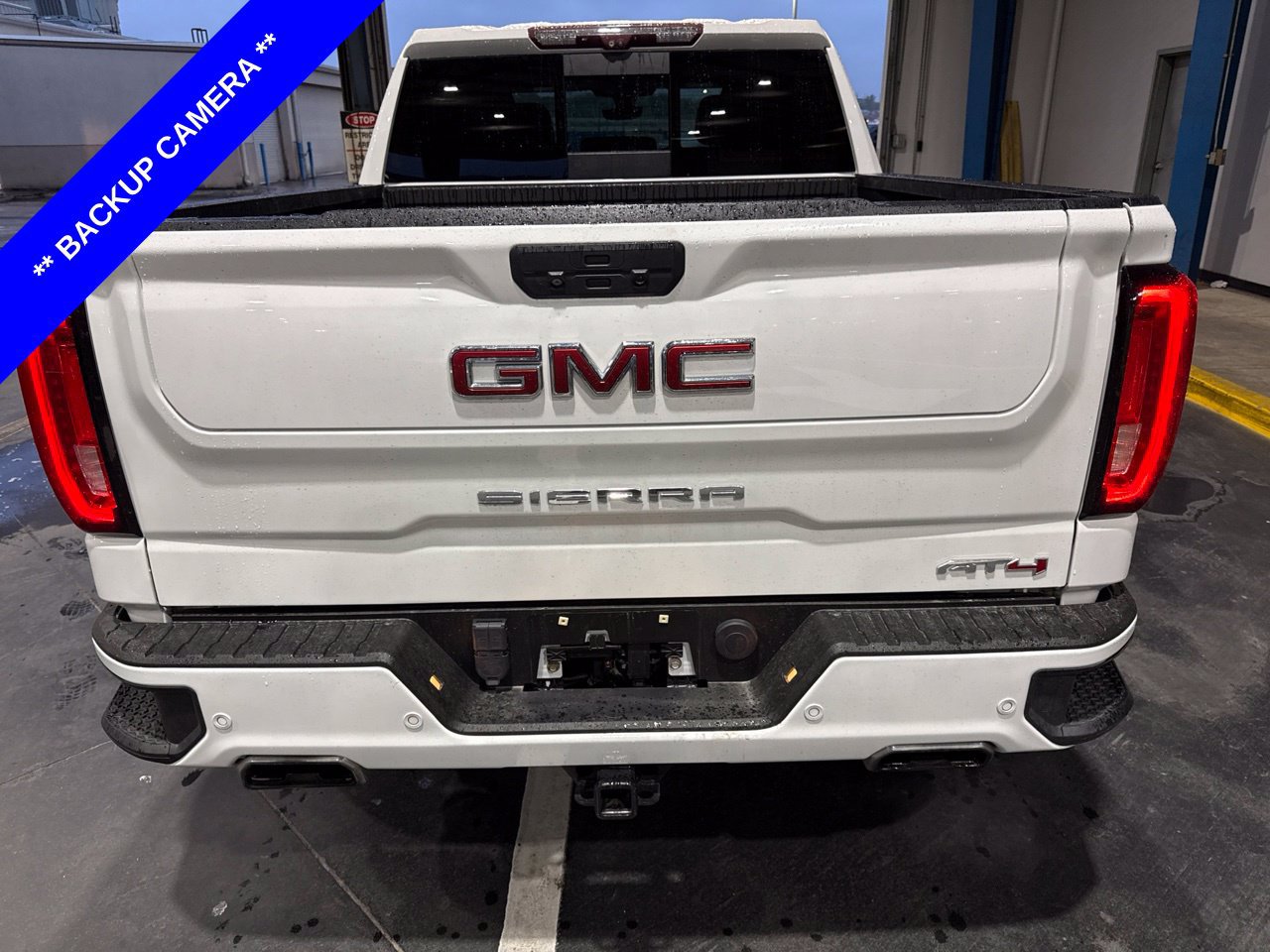 Used 2020 GMC Sierra 1500 AT4 w/ AT4 Premium Package AWD/4WD image 9