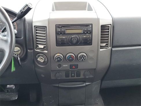 Used 2015 Nissan Titan S image 13