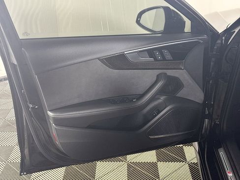 Used 2023 Audi S4 Premium Plus w/ Premium Plus Package image 10