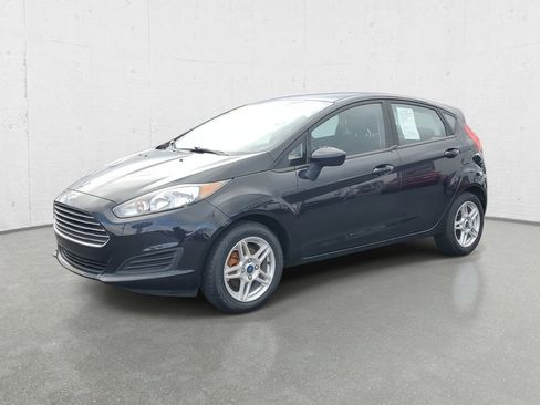 Used 2019 Ford Fiesta SE image 4