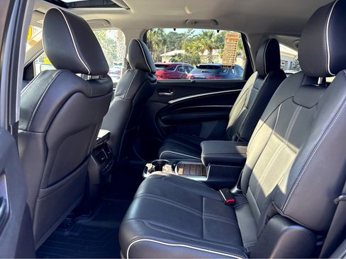 Used 2018 Acura MDX SH-AWD w/ Advance Package image 29