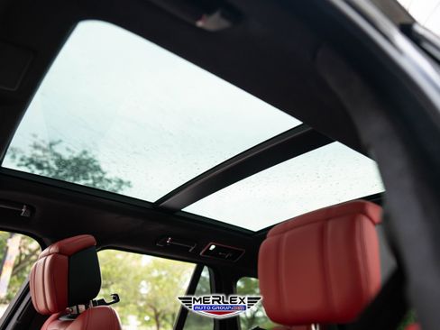 Used 2020 Land Rover Range Rover Autobiography image 38