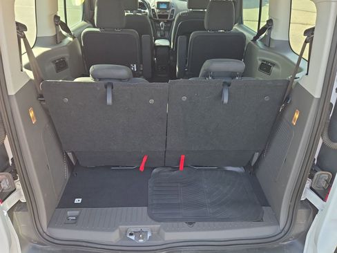 Used 2022 Ford Transit Connect XL image 32