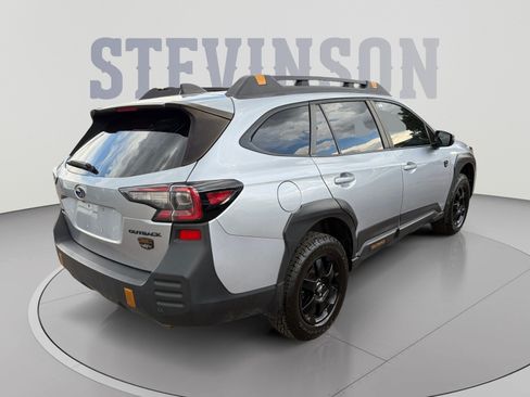 Used 2022 Subaru Outback Wilderness AWD/4WD image 5