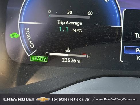 Used 2025 Toyota Sienna Platinum AWD/4WD image 17