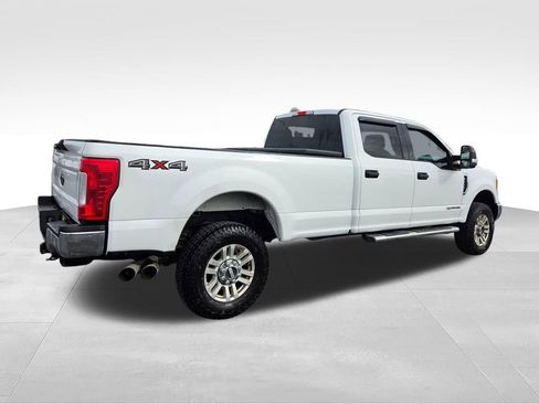 Used 2017 Ford F250 XLT image 6