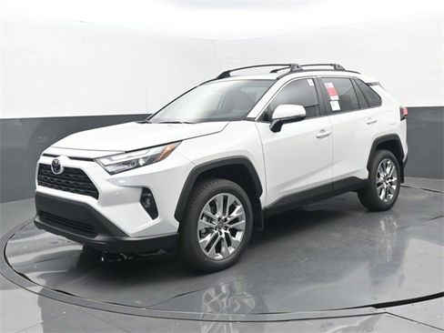 New 2025 Toyota RAV4 XLE Premium w/ Weather Package image 23