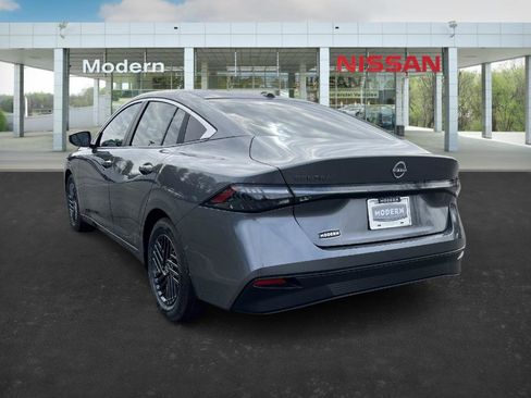 New 2026 Nissan Sentra SV image 3