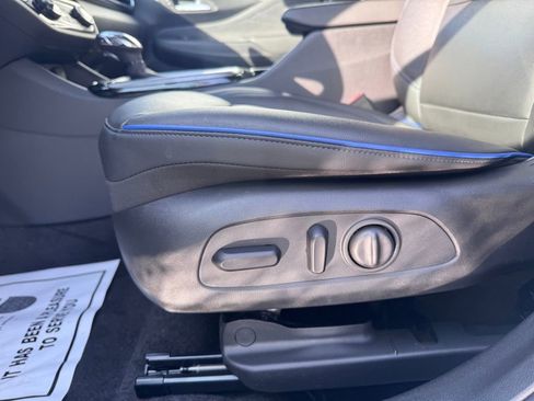 Used 2024 Buick Envista Sport Touring w/ Convenience I Package image 15