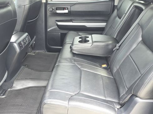 Used 2019 Toyota Tundra SR5 w/ SR5 Upgrade Package AWD/4WD image 21