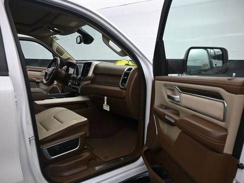 Used 2020 RAM 1500 Laramie AWD/4WD image 34