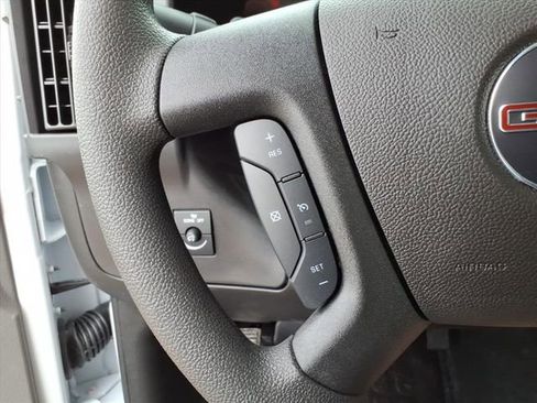 New 2026 GMC Savana 2500 image 29
