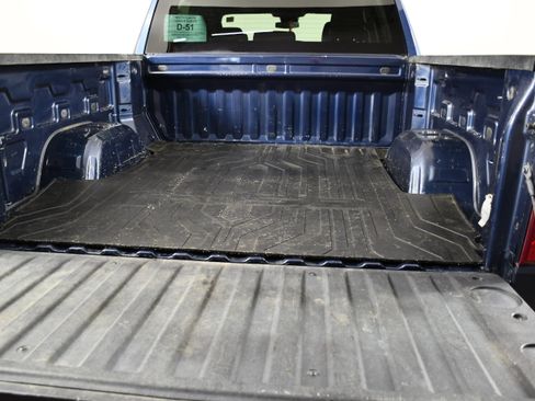 Used 2022 Chevrolet Silverado 1500 LT AWD/4WD image 51