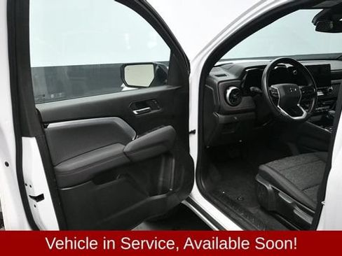 Used 2024 Chevrolet Colorado Z71 w/ Advanced Trailering Package AWD/4WD image 10