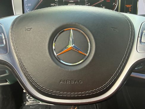 Used 2017 Mercedes-Benz S 550 4MATIC Sedan image 31