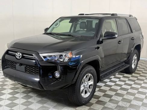 Used 2024 Toyota 4Runner SR5 Premium w/ Moonroof Package AWD/4WD image 2