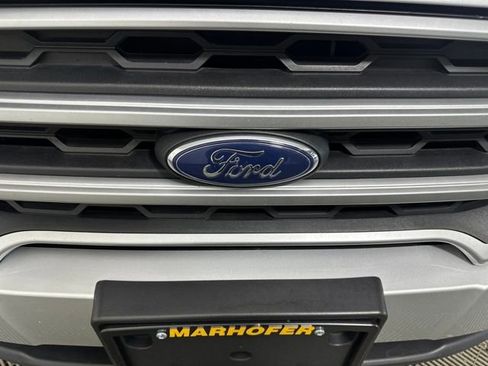 Used 2019 Ford EcoSport SE w/ SE Convenience Package image 9