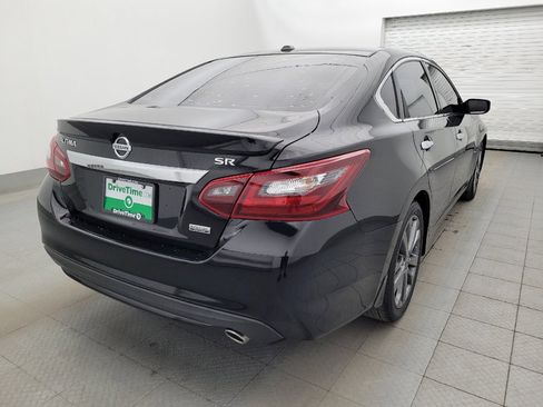 Used 2018 Nissan Altima 2.5 SR w/ SR Special Edition FWD image 9