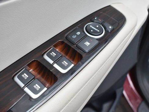 Used 2019 Kia Sorento FWD image 18