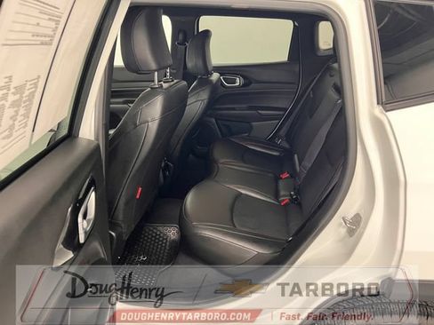 Used 2025 Jeep Compass Trailhawk AWD/4WD image 33