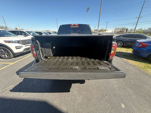 Used 2017 GMC Sierra 1500 Denali image 5