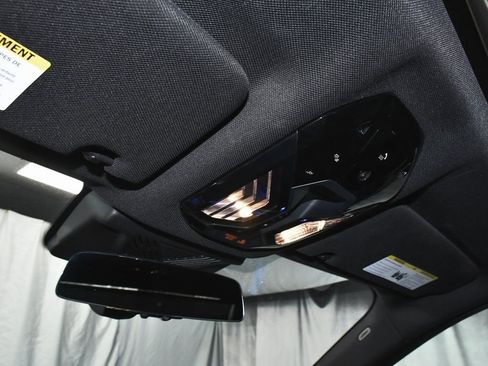 Used 2024 BMW 740i xDrive 740i xDrive image 68