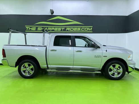 Used 2017 RAM 1500 Big Horn AWD/4WD image 11