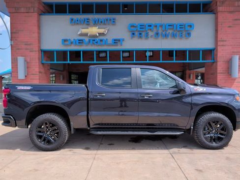 Used 2024 Chevrolet Silverado 1500 Custom Trail Boss AWD/4WD image 8