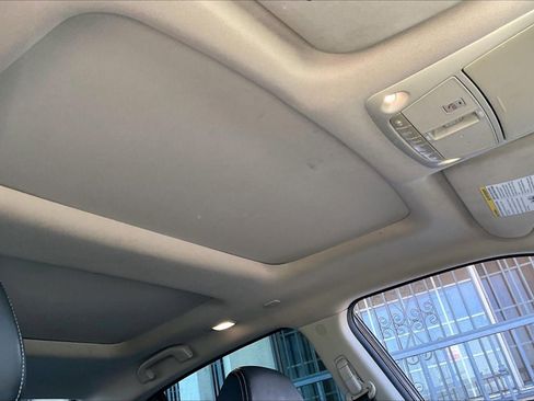 Used 2018 Nissan Maxima Platinum image 22