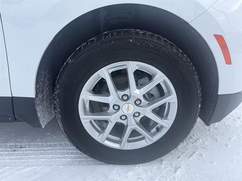 Used 2023 Chevrolet Equinox LT image 10