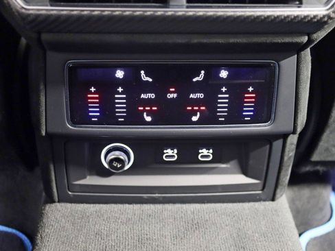 Used 2023 Lamborghini Urus Performante image 37