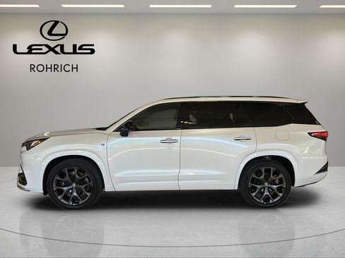 New 2026 Lexus TX 500h AWD w/ Technology Package image 2