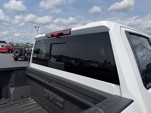 Used 2026 GMC Sierra 2500 AT4 w/ AT4 Premium Plus Package AWD/4WD image 52
