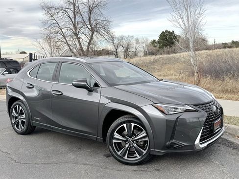Used 2022 Lexus UX 250h w/ Premium Package image 2