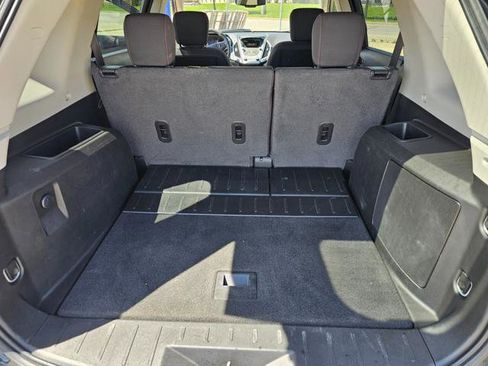 Used 2017 GMC Terrain SLE FWD image 12