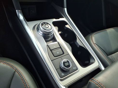Certified 2022 Ford Explorer Timberline w/ Timberline Technology Package AWD/4WD image 10