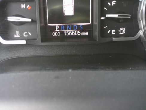 Used 2019 Toyota Tundra SR5 image 23