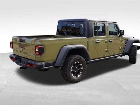 Certified 2026 Jeep Gladiator Rubicon AWD/4WD image 3