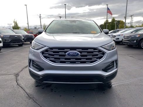 Certified 2022 Ford Edge SEL w/ Convenience Package image 2