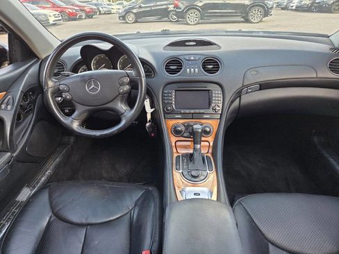 Used 2007 Mercedes-Benz SL 550 image 32