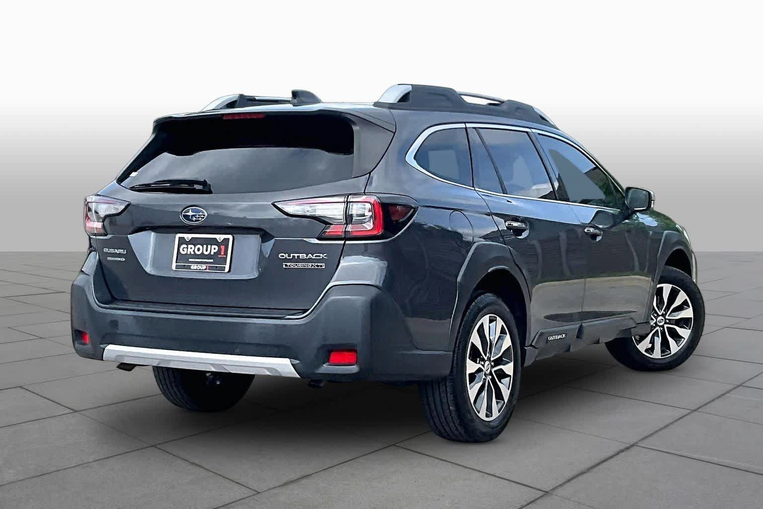 Used 2023 Subaru Outback Touring XT AWD/4WD image 13