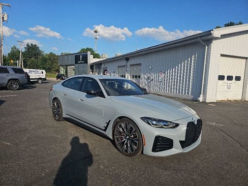 Used 2022 BMW M440i xDrive Gran Coupe w/ Premium Package AWD/4WD image 4