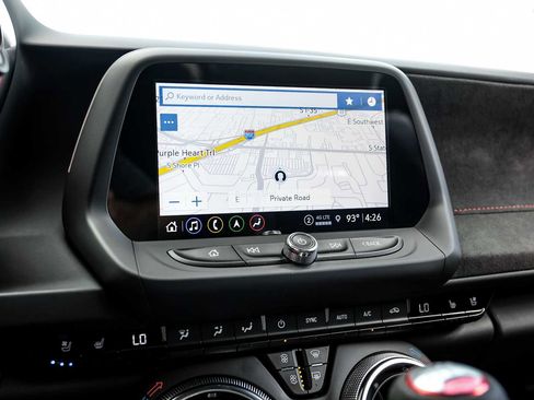 Used 2022 Chevrolet Camaro ZL1 RWD image 18