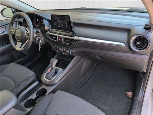 Used 2023 Kia Forte LXS w/ LXS Technology Package FWD image 21