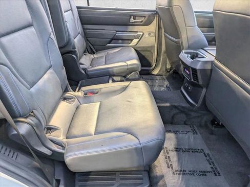 Used 2025 Toyota Sequoia Platinum image 19